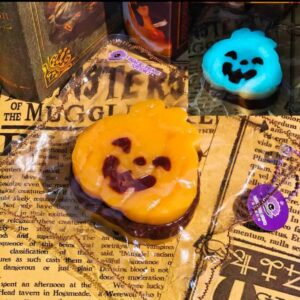 CR12 Caramel Pumpkin Ghost Squishy